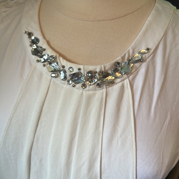 Top - Picture 2 of 4